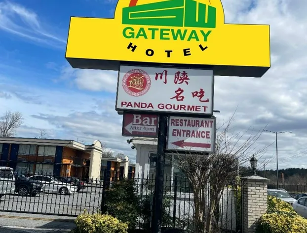 Gateway Hotel hotel detail image 1