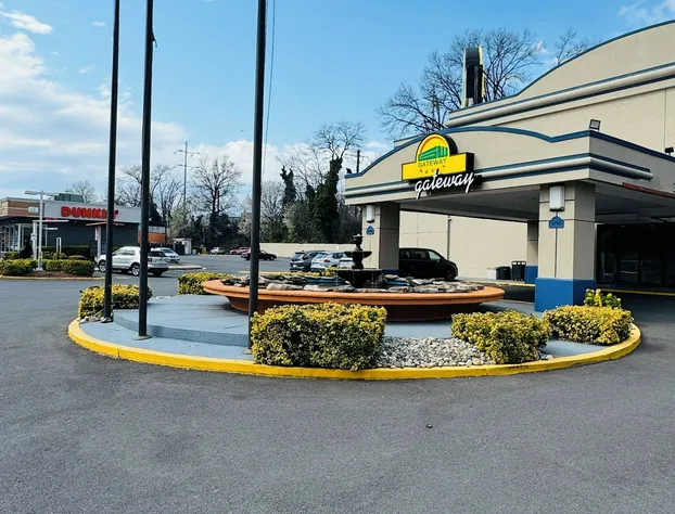 Gateway Hotel hotel detail image 4