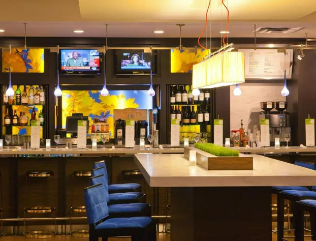 Courtyard by Marriott Alexandria Pentagon South hotel detail image 2