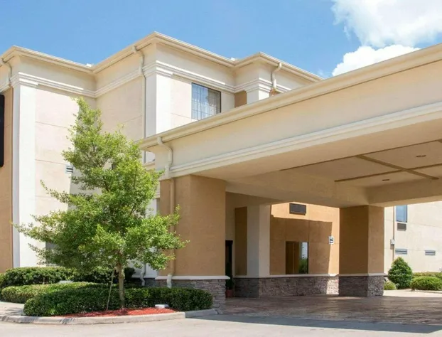 Comfort Suites Shreveport West I-20 hotel detail image 2