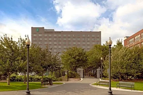 Embassy Suites Boston Logan Airport hotel detail image 4