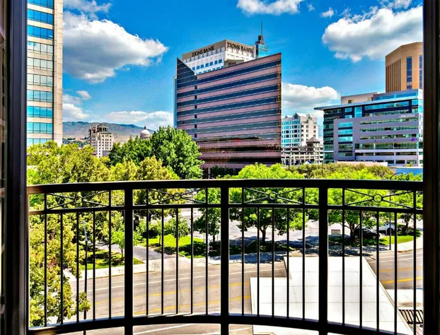 Hotel 43 hotel detail image 1