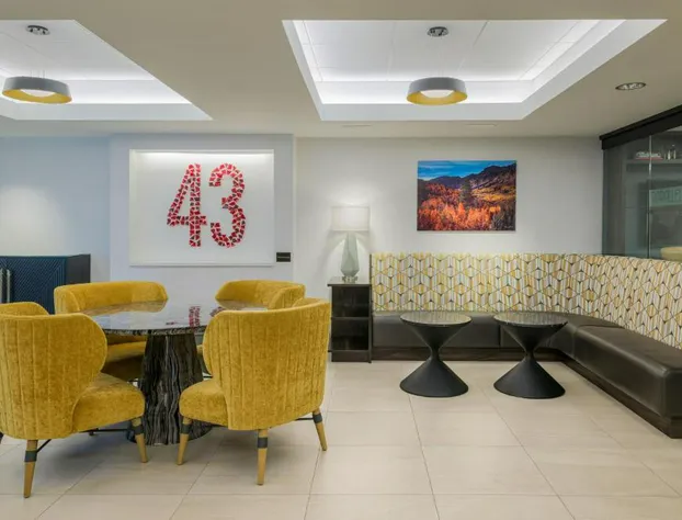 Hotel 43 hotel detail image 4