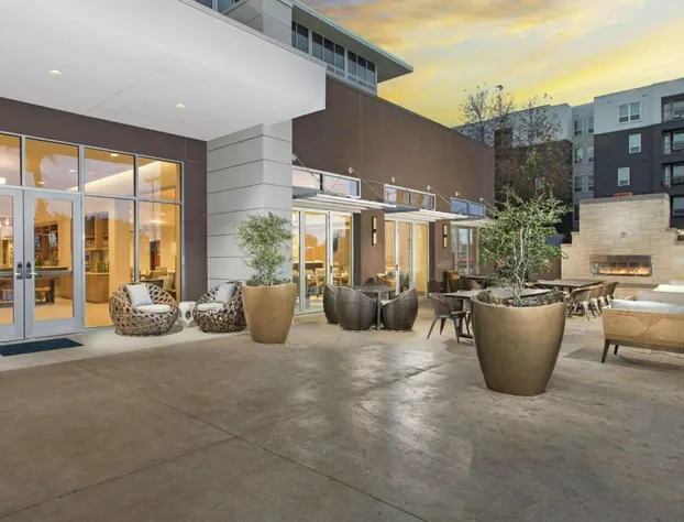 DoubleTree by Hilton San Antonio Northwest hotel detail image 2