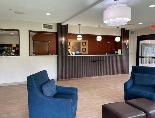 Comfort Suites San Antonio Near Seaworld hotel detail image 4