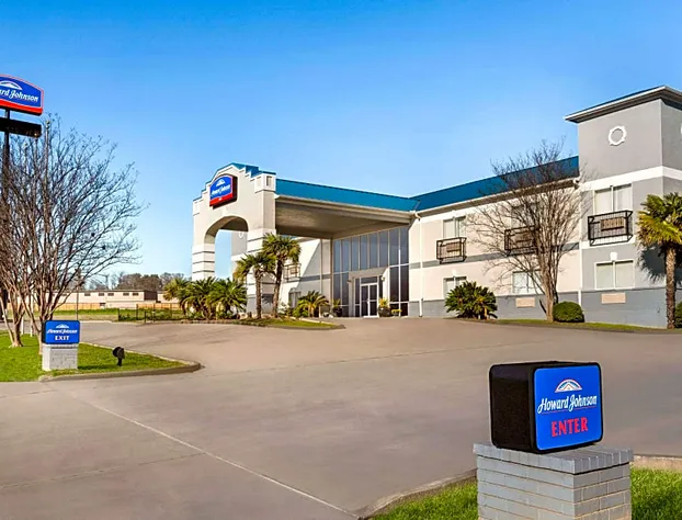 Howard Johnson by Wyndham San Antonio NW Medical C hotel detail image 4