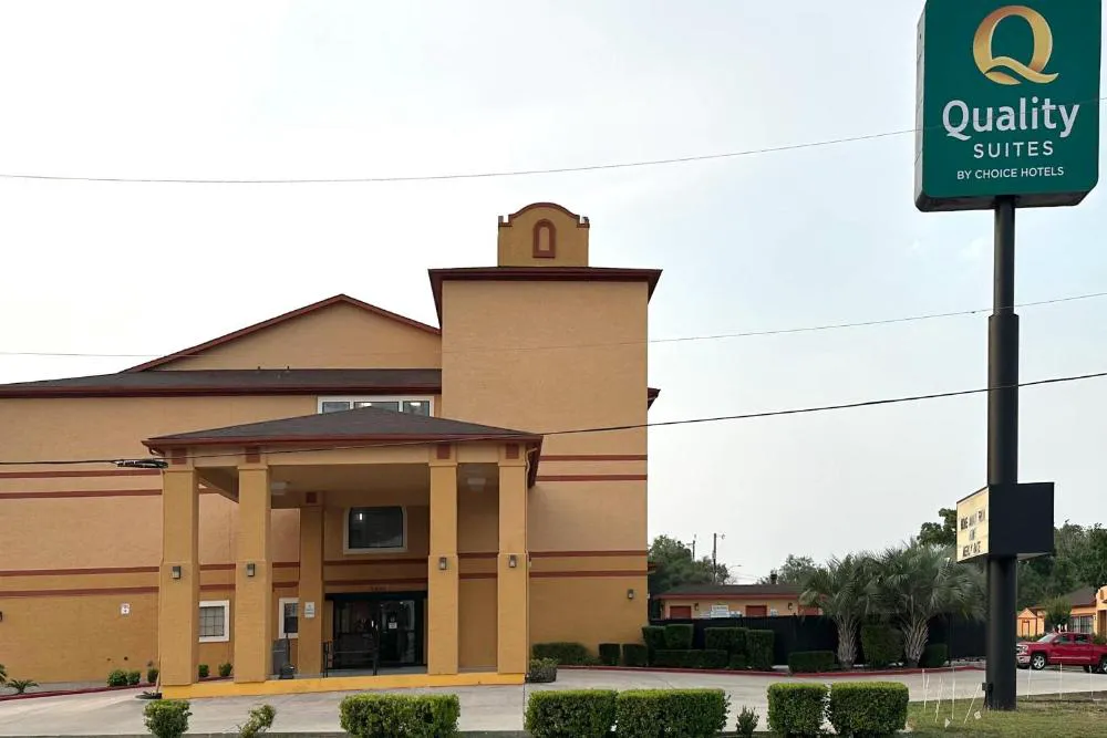 Quality Suites San Antonio Brooks City Base hotel hero