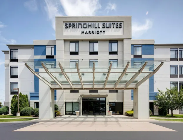 Springhill Suites Marriott Airport hotel detail image 1