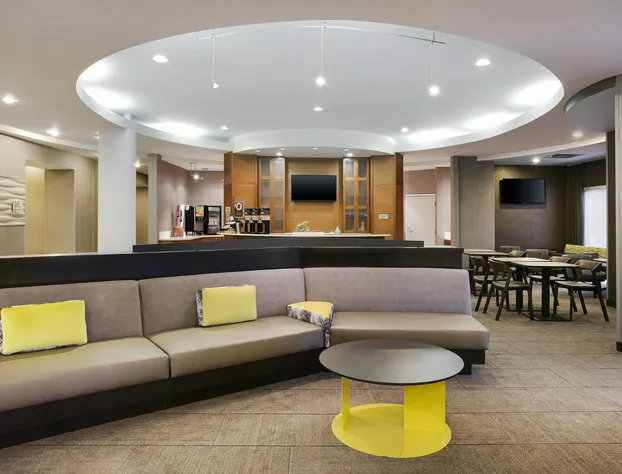 Springhill Suites Marriott Airport hotel detail image 3