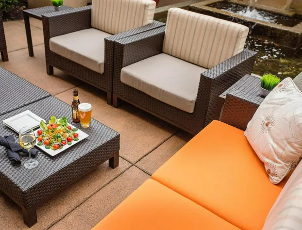 Courtyard by Marriott Seattle Sea-Tac Area hotel detail image 4