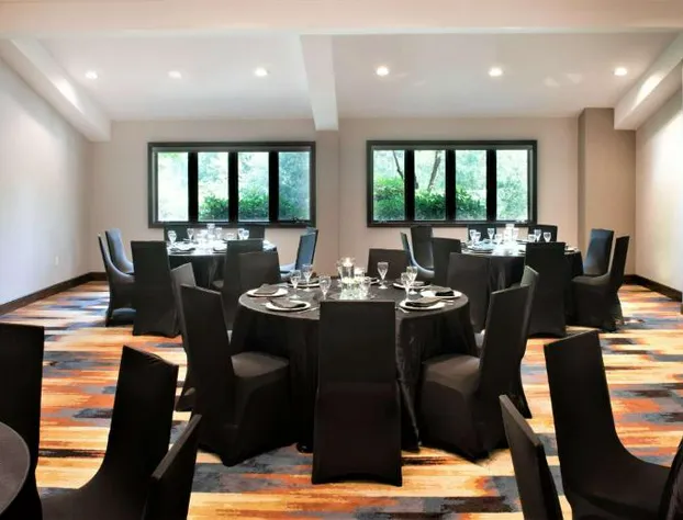 Embassy Suites by Hilton Seattle North Lynnwood hotel detail image 4