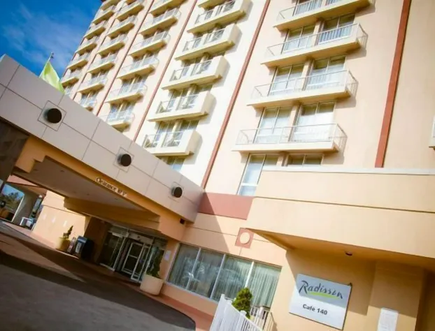 DoubleTree by Hilton New York JFK Airport hotel detail image 2