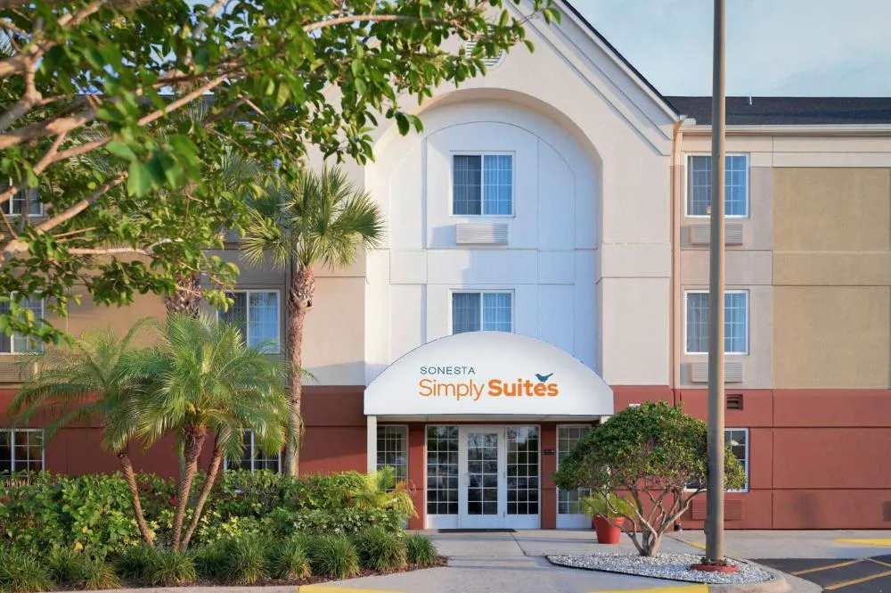 Sonesta Simply Suites Clearwater hotel hero