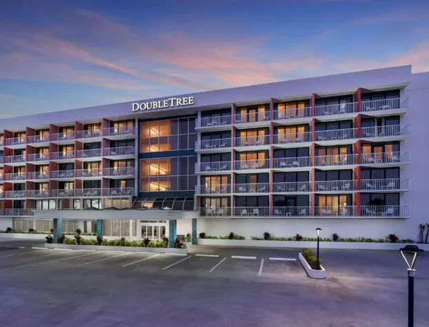 DoubleTree Beach Resort by Hilton Tampa Bay - North Redingto hotel detail image 1