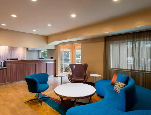 Fairfield Inn & Suites by Marriott St Petersburg Clearwater hotel detail image 1