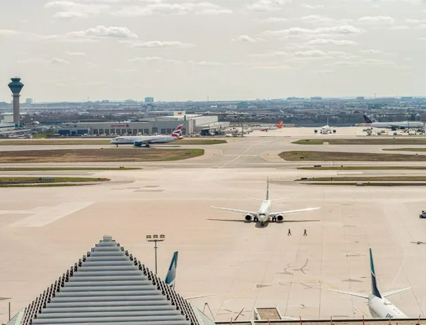 Sheraton Gateway Hotel In Toronto International Airport hotel detail image 2