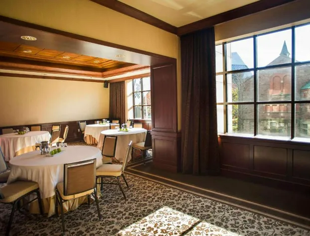 The Yorkville Royal Sonesta Hotel Toronto hotel detail image 1