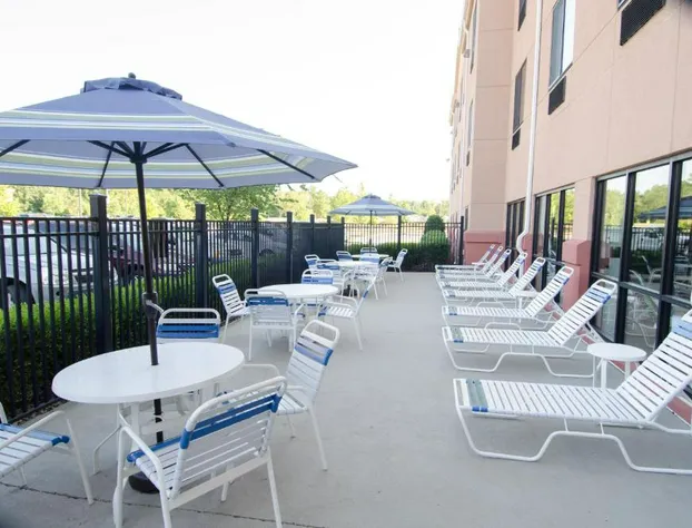 Best Western Plus Castlerock Inn & Suites hotel detail image 4