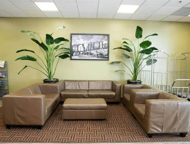 Super 8 by Wyndham Mississauga hotel detail image 2