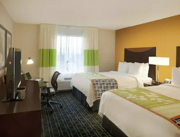 Fairfield Inn & Suites by Marriott Toronto Mississauga hotel detail image 4