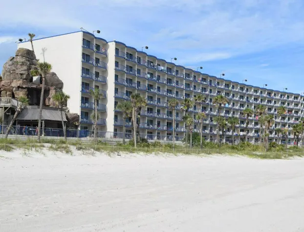 Days Inn by Wyndham Panama City Beach/Beachfront Resort hotel detail image 4