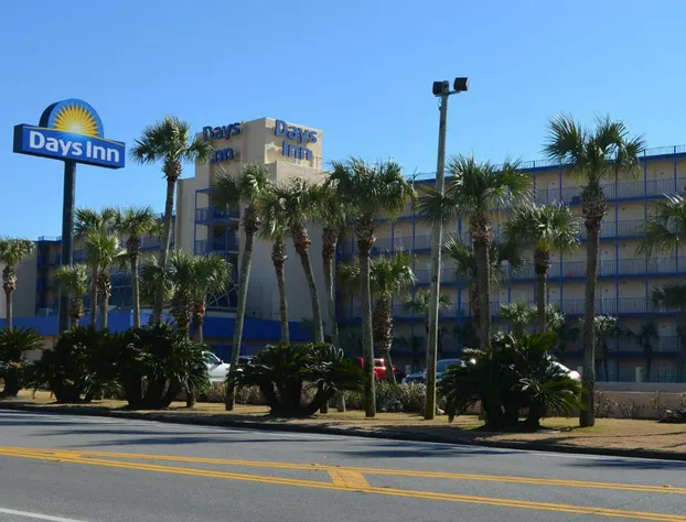 Days Inn by Wyndham Panama City Beach/Beachfront Resort hotel detail image 1