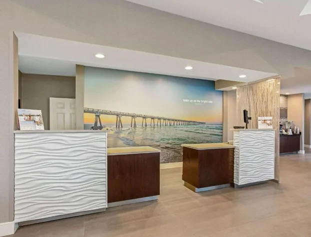 La Quinta Inn & Suites by Wyndham Panama City hotel detail image 4