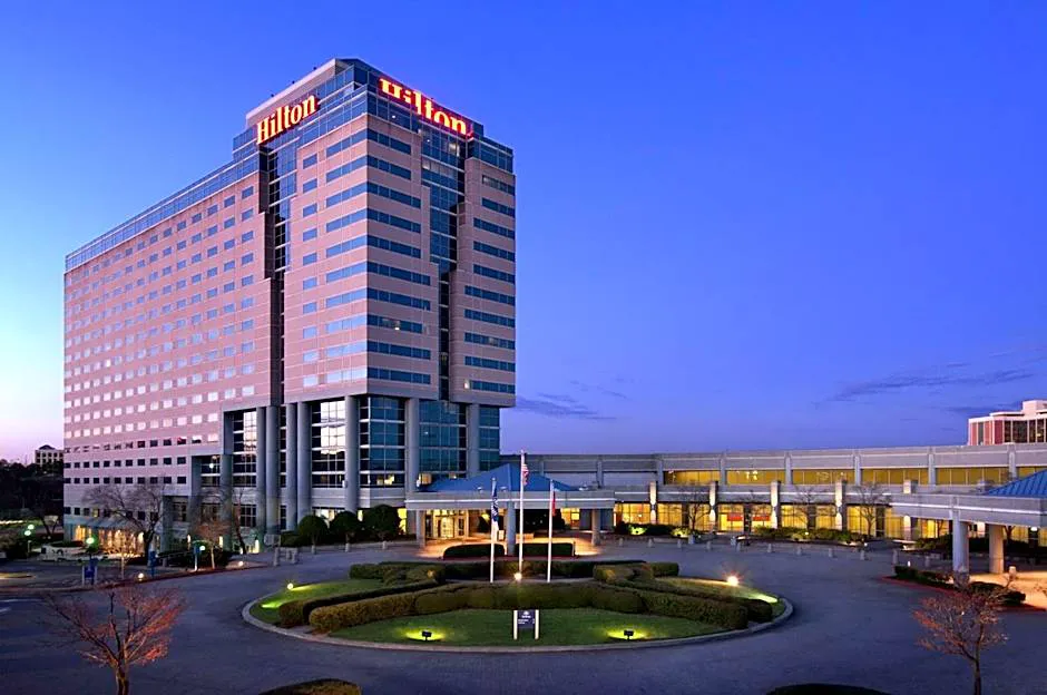 Hilton Atlanta Airport hotel hero
