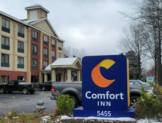 Comfort Inn Alpharetta - Atlanta North hotel detail image 3