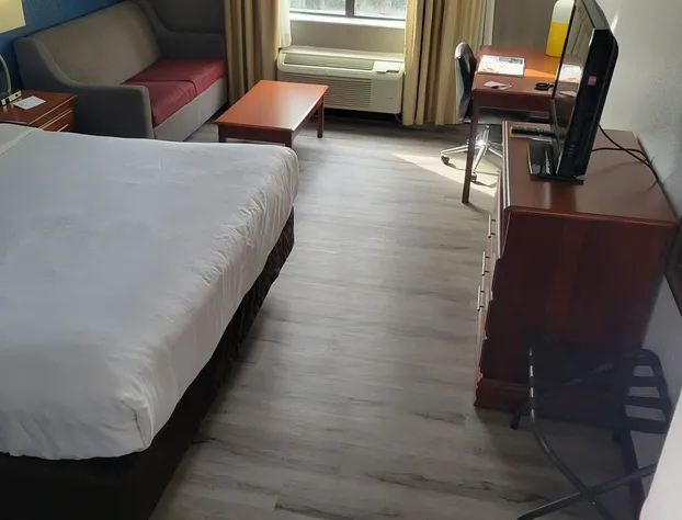 Comfort Inn Alpharetta - Atlanta North hotel detail image 4