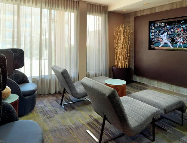 Courtyard by Marriott Atlanta Perimeter Center hotel detail image 4