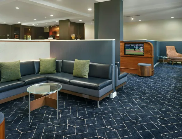 Courtyard by Marriott Atlanta Perimeter Center hotel detail image 2