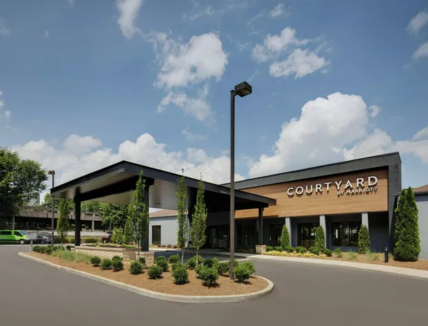 Courtyard by Marriott Atlanta Windy Hill/Ballpark hotel detail image 3