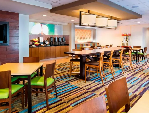 Fairfield Inn & Suites by Marriott Atlanta Buckhead hotel detail image 3