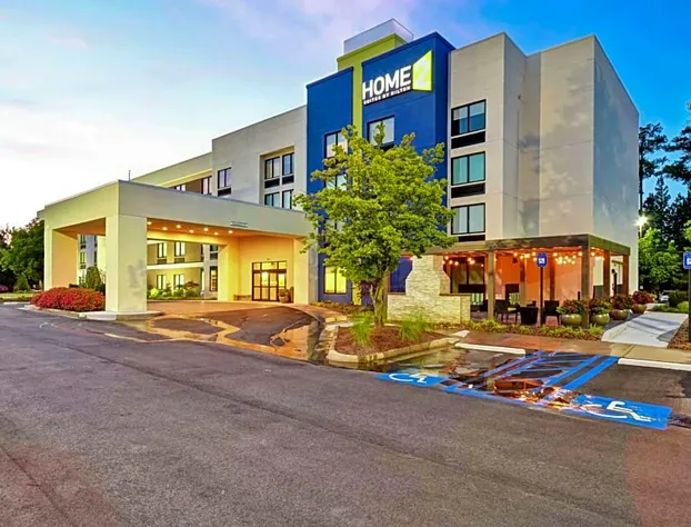 Home2 Suites by Hilton Atlanta Norcross hotel detail image 1