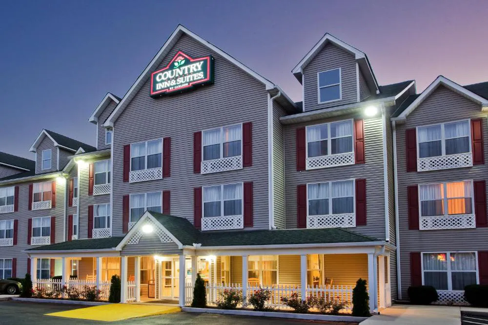 Country Inn & Suites by Radisson, Hiram, GA hotel hero