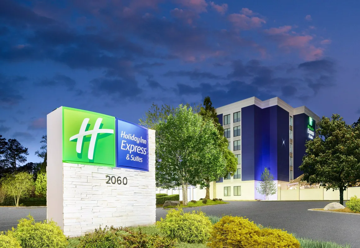 Holiday Inn Express & Suites Atlanta - Tucker Northlake by IHG hotel hero