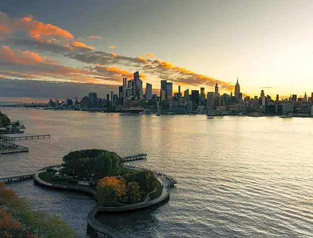 W Hoboken hotel detail image 4