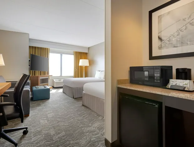 SpringHill Suites by Marriott Newark Liberty International hotel detail image 4