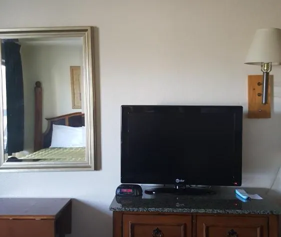 Travelodge by Wyndham Indio hotel detail image 4