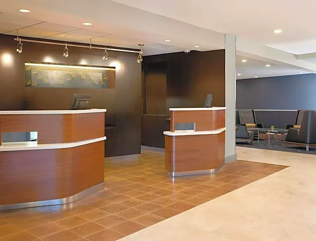 Courtyard By Marriott Palm Springs hotel detail image 2