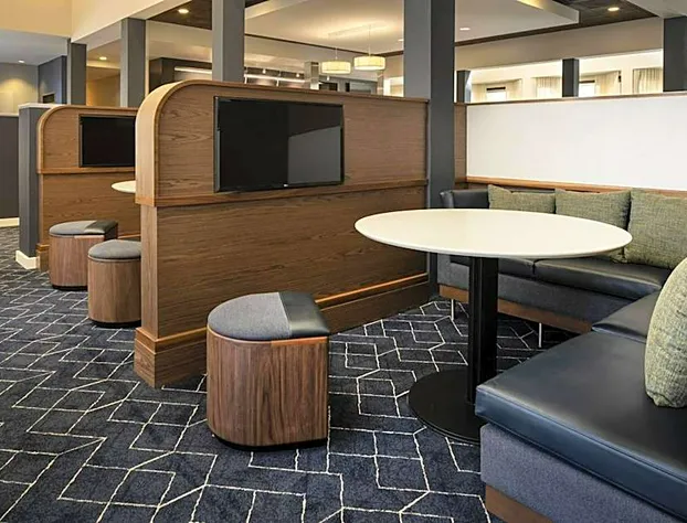 Courtyard By Marriott Palm Springs hotel detail image 3