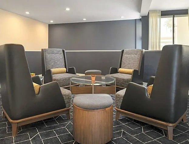 Courtyard By Marriott Palm Springs hotel detail image 4