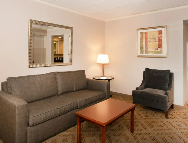 DoubleTree Suites by Hilton Hotel Philadelphia West hotel detail image 3