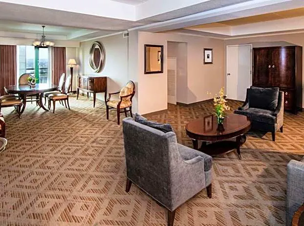 DoubleTree Suites by Hilton Hotel Philadelphia West hotel detail image 3