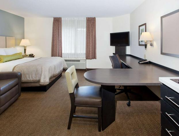 Sonesta Simply Suites Philadelphia Mount Laurel hotel detail image 3