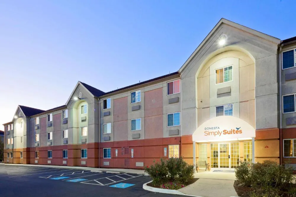 Sonesta Simply Suites Philadelphia Mount Laurel hotel hero