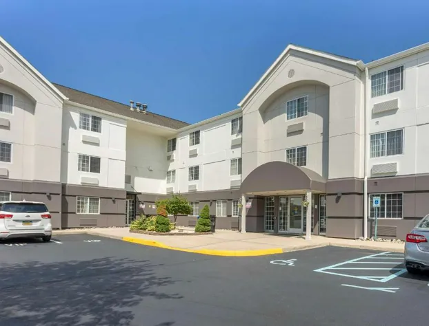 Executive Residency by Best Western Philadelphia-Willow Grove hotel detail image 1