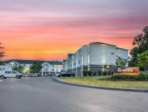 Executive Residency by Best Western Philadelphia-Willow Grove hotel detail image 3