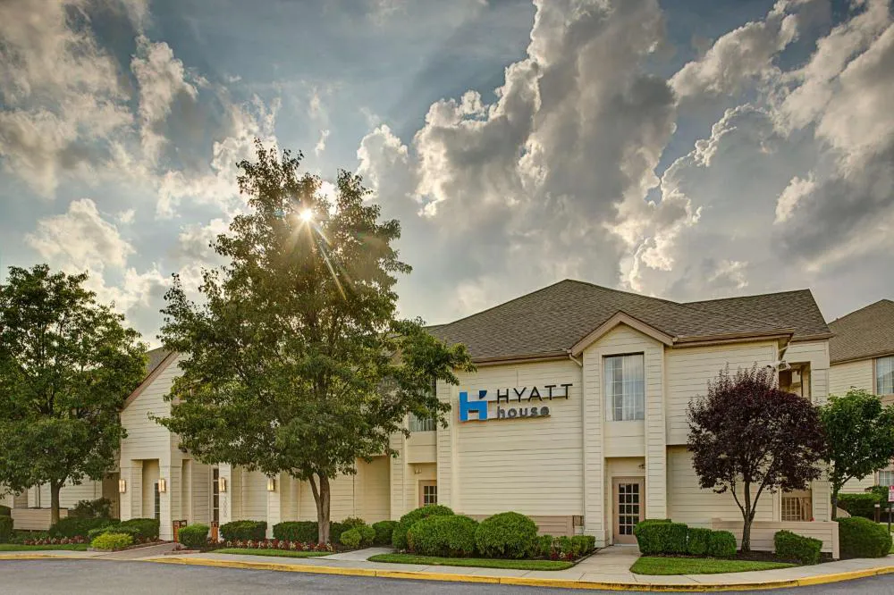 HYATT house Mt. Laurel hotel hero